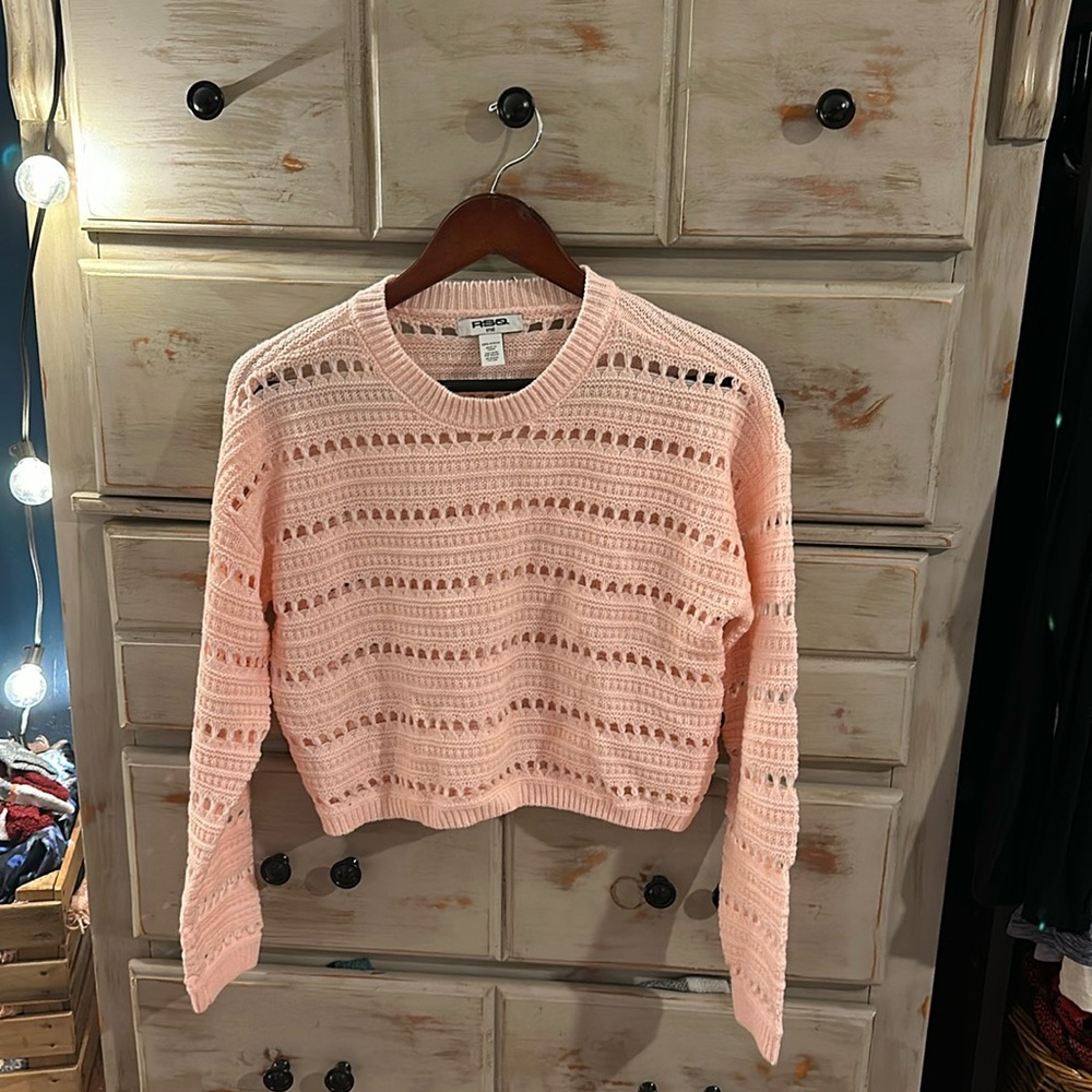 RSQ size small crop sweater